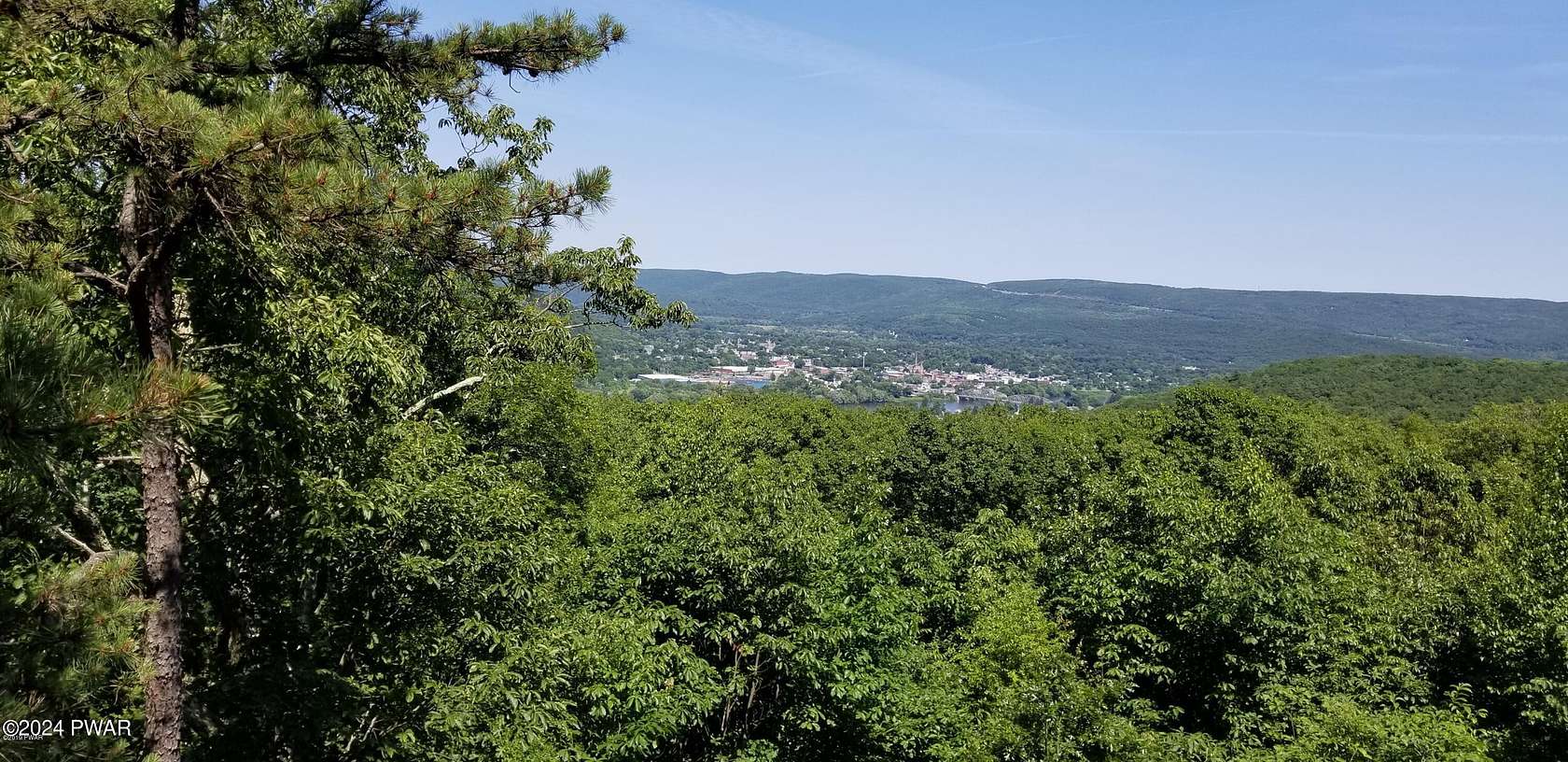 118 Acres of Land for Sale in Matamoras, Pennsylvania