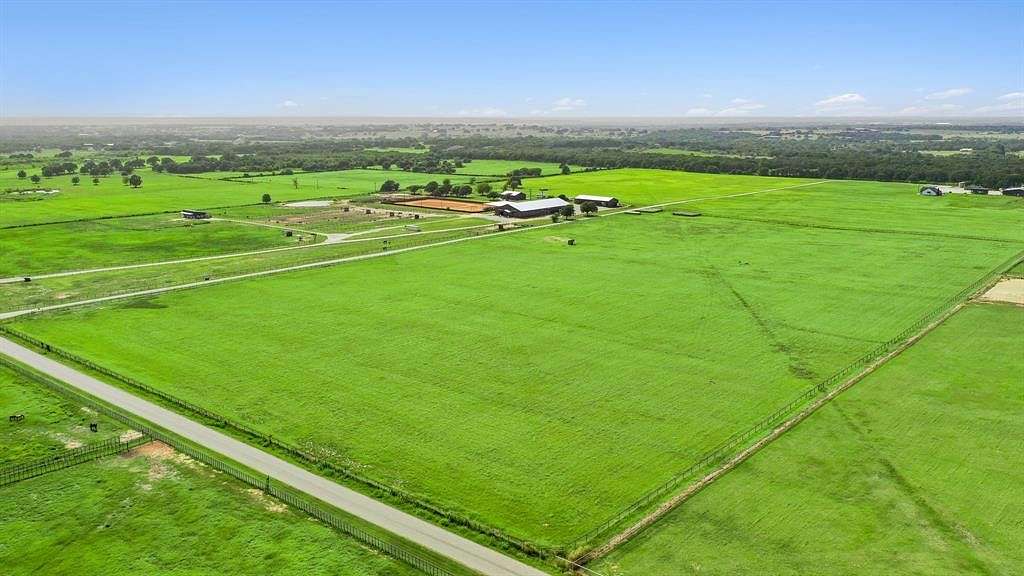 38.591 Acres of Agricultural Land for Sale in Granbury, Texas