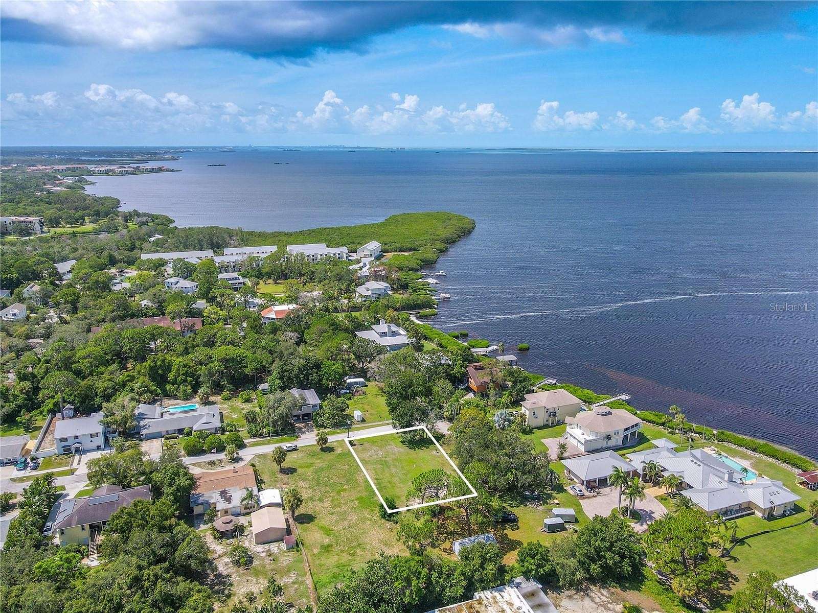 0.33 Acres of Residential Land for Sale in Tarpon Springs, Florida