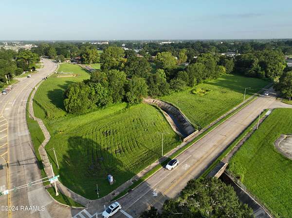 2.1 Acres of Commercial Land for Sale in Lafayette, Louisiana
