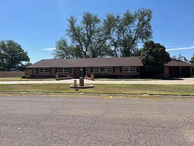 1 Acre of Residential Land with Home for Sale in Kermit, Texas