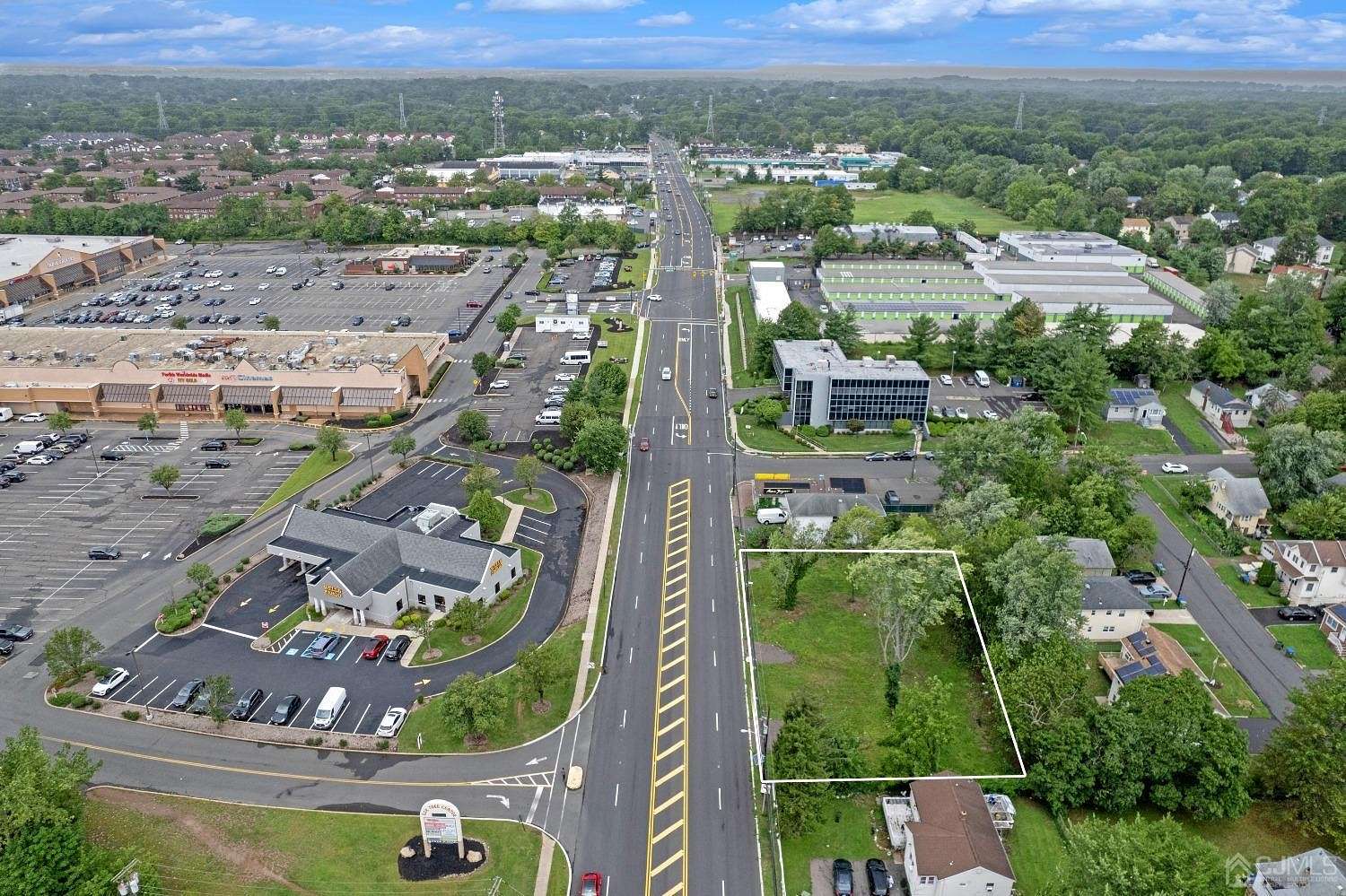 0.367 Acres of Commercial Land for Sale in Edison, New Jersey