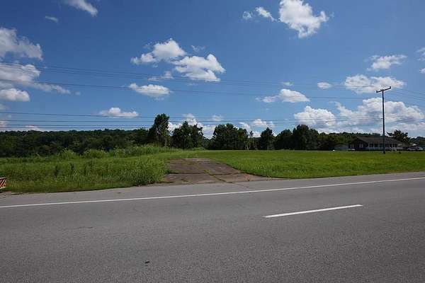 2 Acres of Mixed-Use Land for Sale in Dover, Tennessee