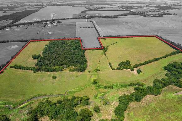 203.24 Acres of Agricultural Land for Sale in Paris, Texas