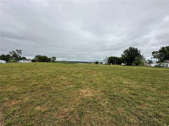 5.5 Acres of Residential Land for Sale in Creston, Iowa