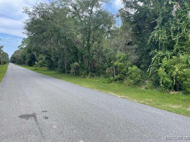 5.15 Acres of Mixed-Use Land for Sale in Crystal River, Florida