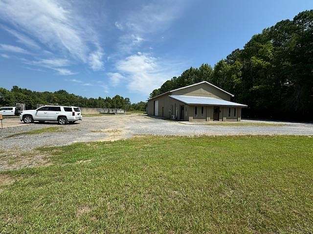 8.47 Acres of Improved Commercial Land for Sale in Chatsworth, Georgia