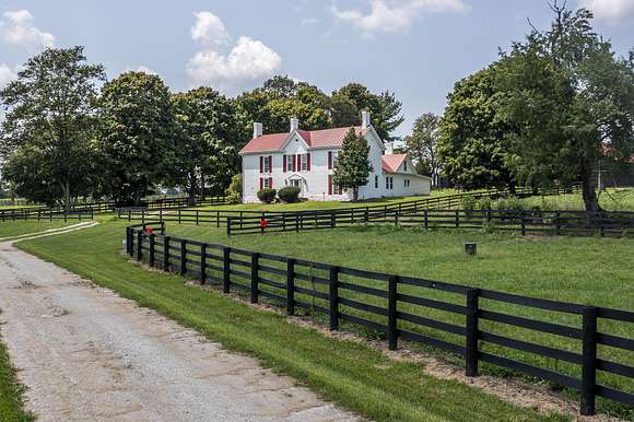 280.19 Acres of Improved Agricultural Land for Sale in Paris, Kentucky