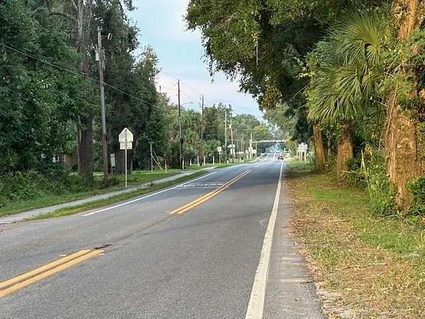 5.78 Acres of Commercial Land for Sale in Chiefland, Florida