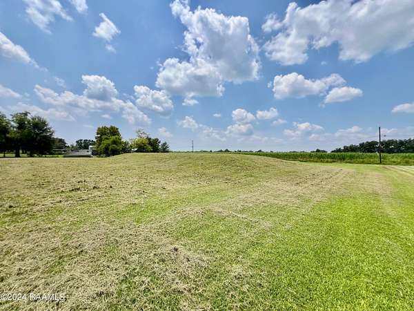 2 Acres of Residential Land for Sale in New Iberia, Louisiana