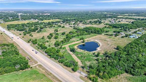 30.374 Acres of Mixed-Use Land for Sale in Farmersville, Texas