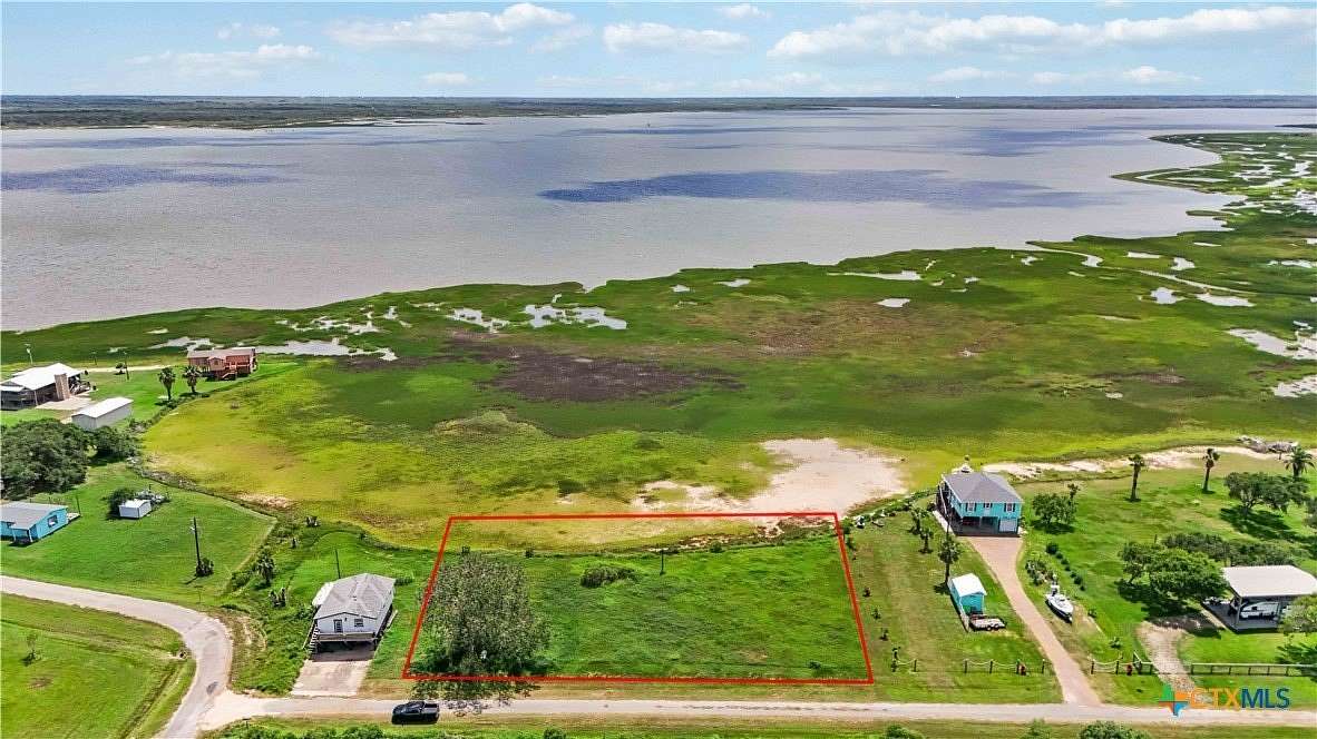 1.102 Acres of Residential Land for Sale in Port Lavaca, Texas