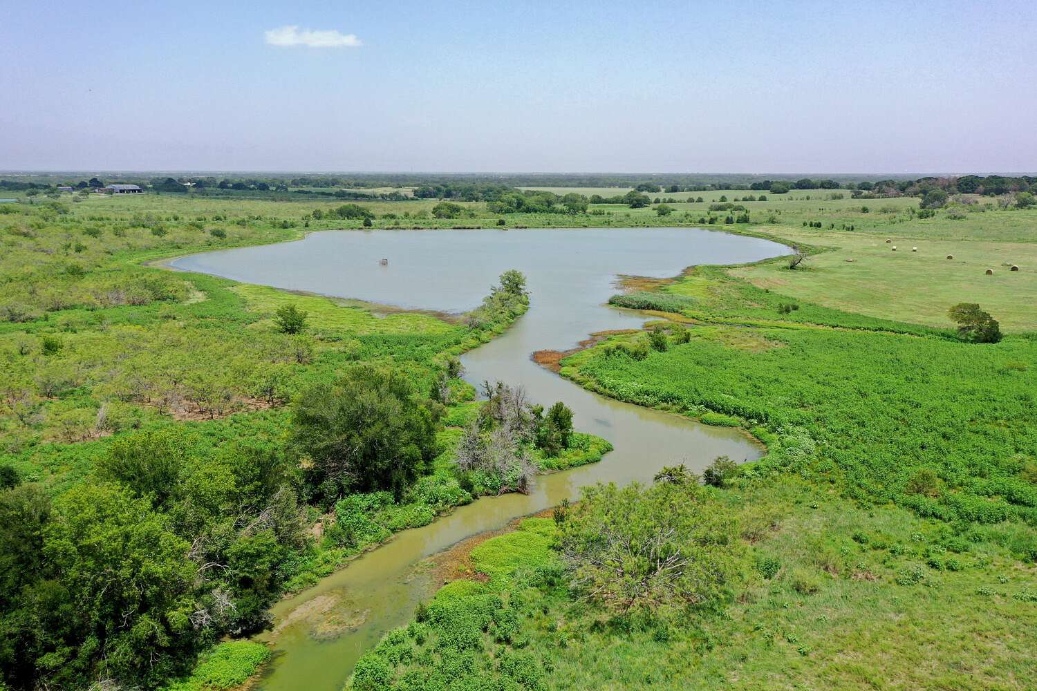 144 Acres of Recreational Land for Sale in Kemp, Texas