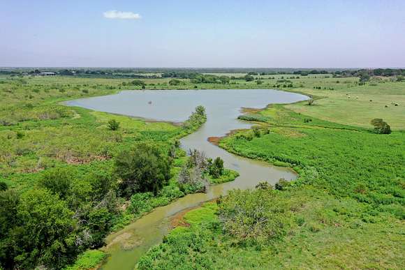 144 Acres of Recreational Land for Sale in Kemp, Texas