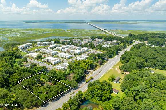 2 Acres of Commercial Land for Sale in Beaufort, South Carolina