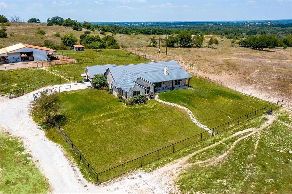 10.257 Acres of Land with Home for Sale in Aledo, Texas