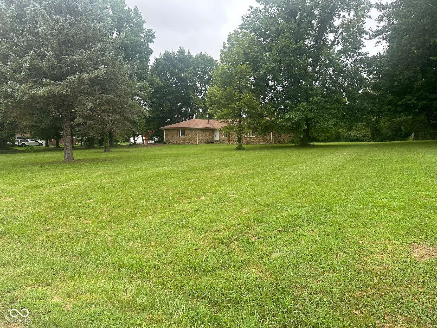 5 Acres of Residential Land with Home for Sale in Bargersville, Indiana