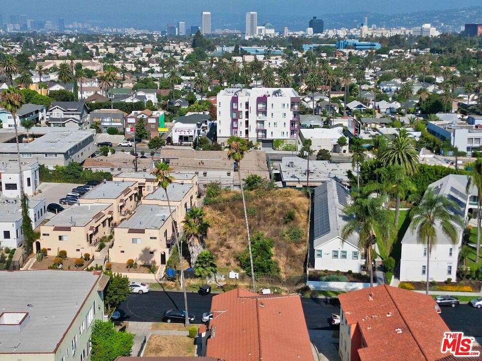 0.271 Acres of Residential Land for Sale in Los Angeles, California