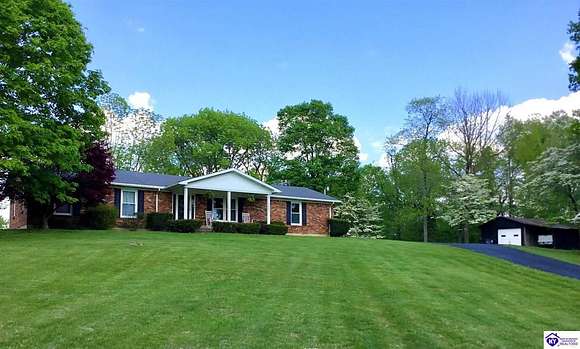 2.23 Acres of Residential Land with Home for Sale in Payneville, Kentucky