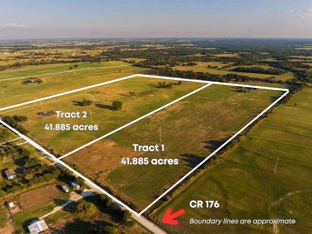 41.885 Acres of Agricultural Land for Sale in Whitesboro, Texas