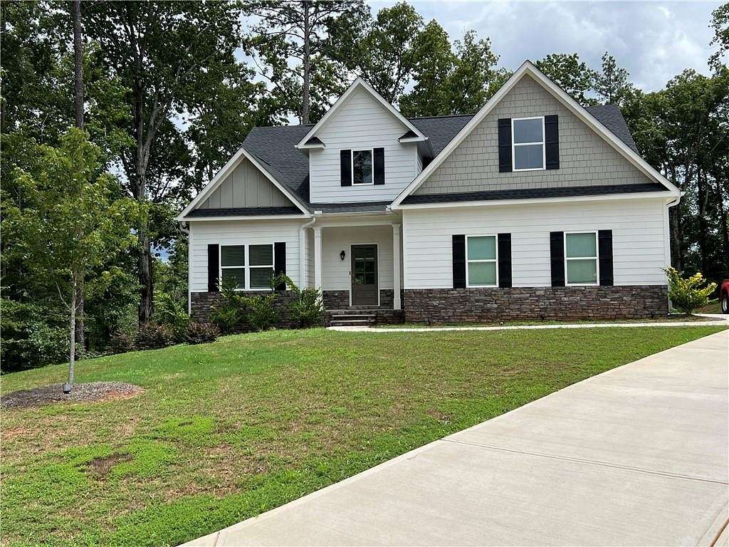 2.57 Acres of Residential Land with Home for Sale in Covington, Georgia