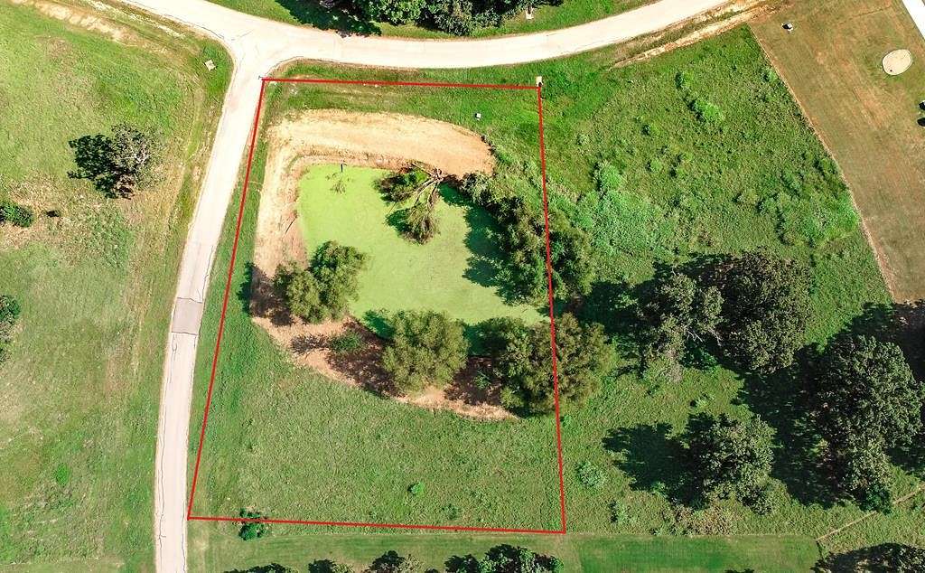 1.19 Acres of Residential Land for Sale in Athens, Texas