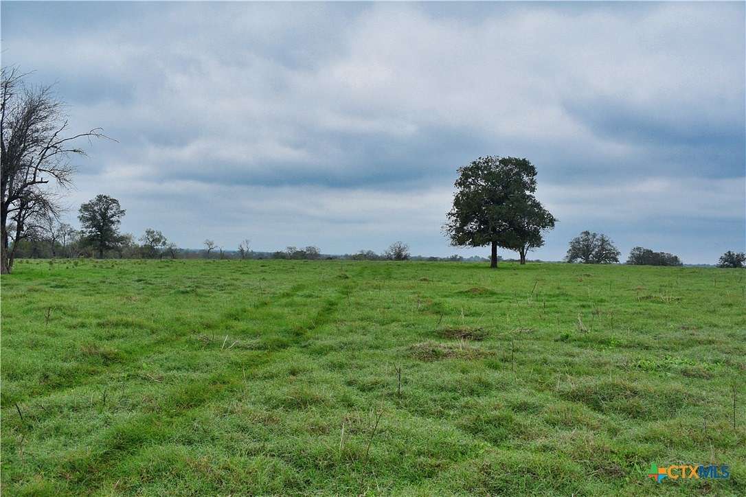 1.08 Acres of Land for Sale in Luling, Texas