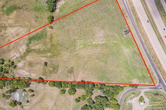 9.95 Acres of Commercial Land for Sale in Palmer, Texas