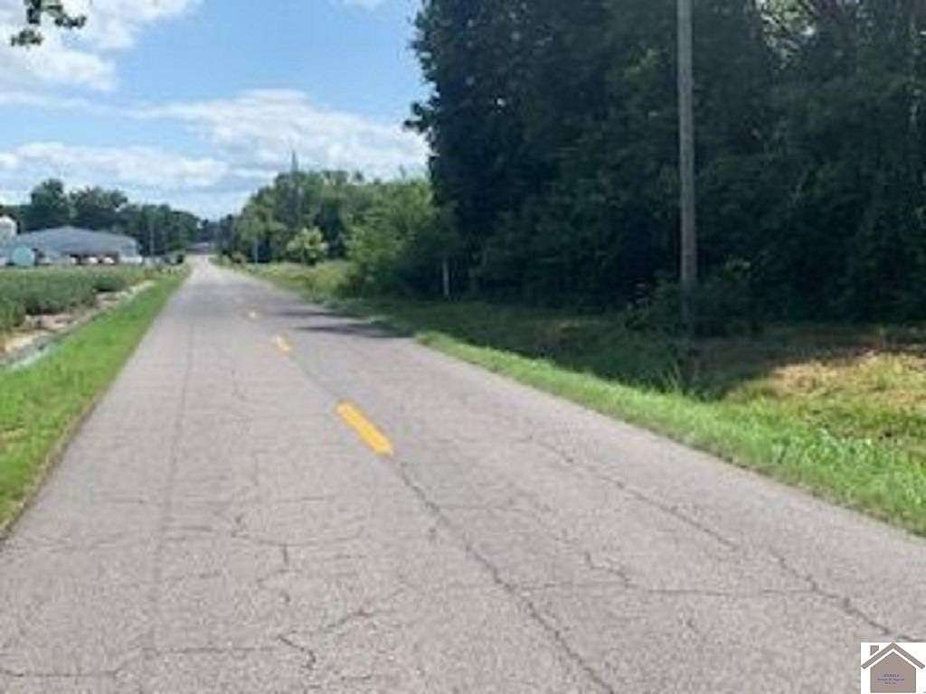 1.4 Acres of Land for Sale in La Center, Kentucky