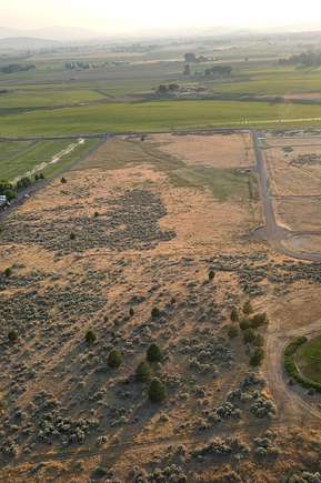 25.08 Acres of Land for Sale in Klamath Falls, Oregon