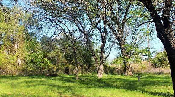 10.28 Acres of Land for Sale in Rio Vista, Texas