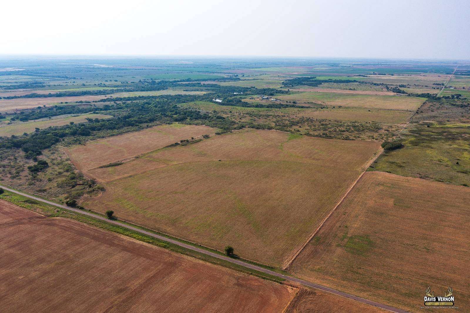 305 Acres of Land with Home for Sale in Vernon, Texas