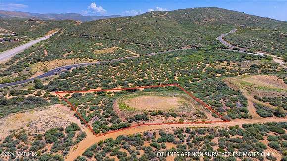 2 Acres of Residential Land for Sale in Dewey-Humboldt, Arizona