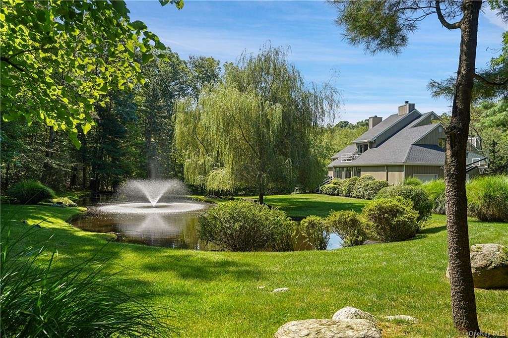 2.77 Acres of Residential Land with Home for Sale in Pound Ridge, New York