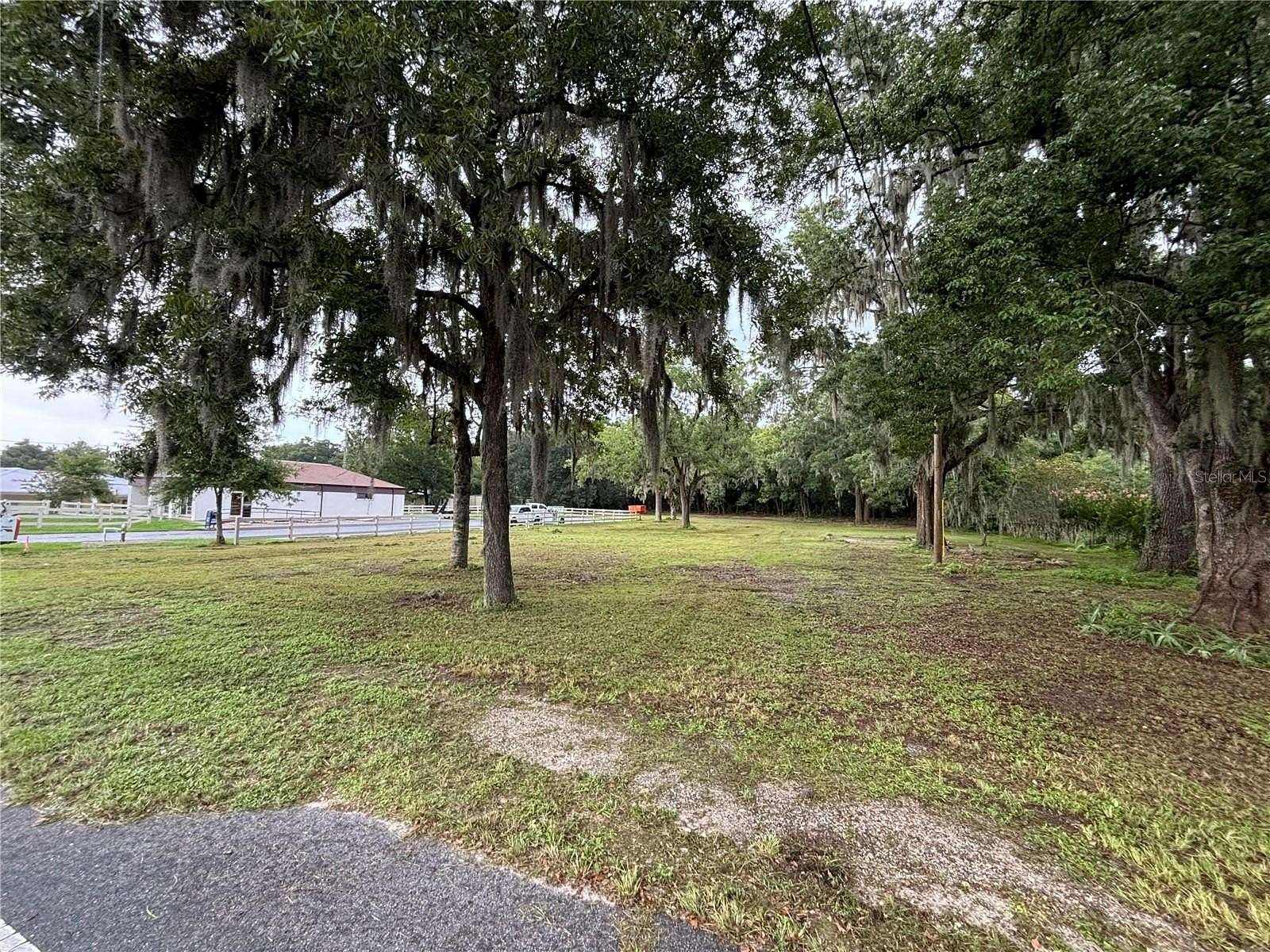 1.12 Acres of Commercial Land for Lease in Anthony, Florida