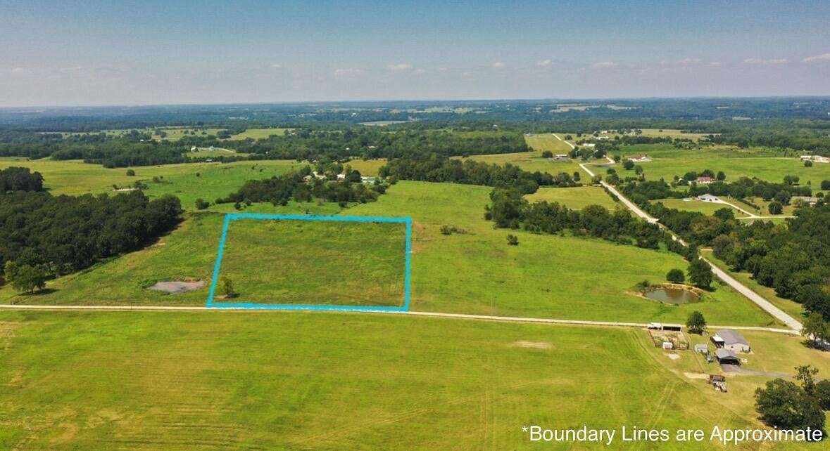 5 Acres of Agricultural Land for Sale in Willard, Missouri