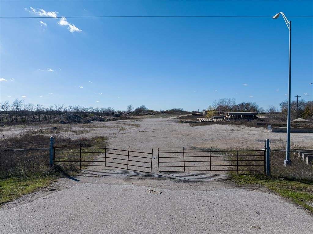 12 Acres of Commercial Land for Sale in Terrell, Texas