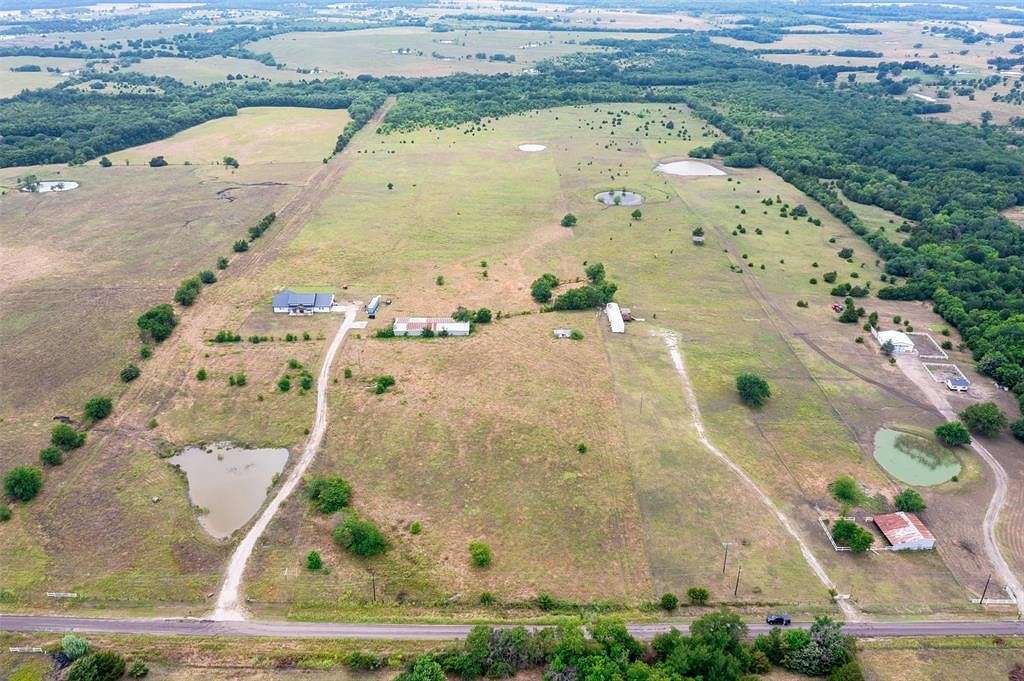 14.074 Acres of Land for Sale in Celeste, Texas