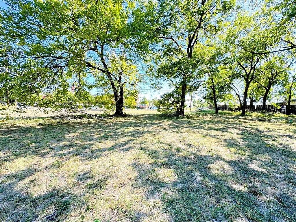 0.98 Acres of Commercial Land for Sale in Arlington, Texas