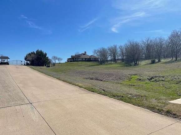 1.005 Acres of Residential Land for Sale in Grand Prairie, Texas