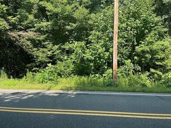 1.42 Acres of Residential Land for Sale in Belchertown, Massachusetts