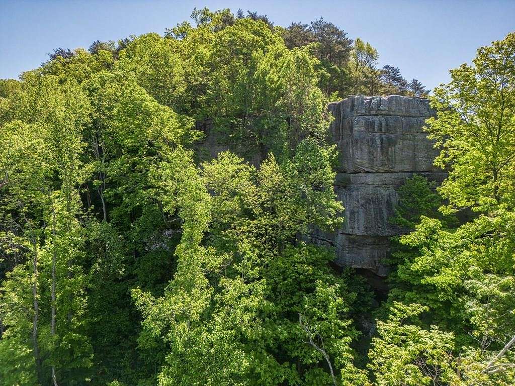 2.19 Acres of Residential Land for Sale in Monterey, Tennessee