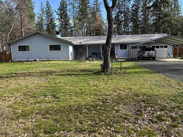 2 Acres of Land with Home for Sale in Yreka, California