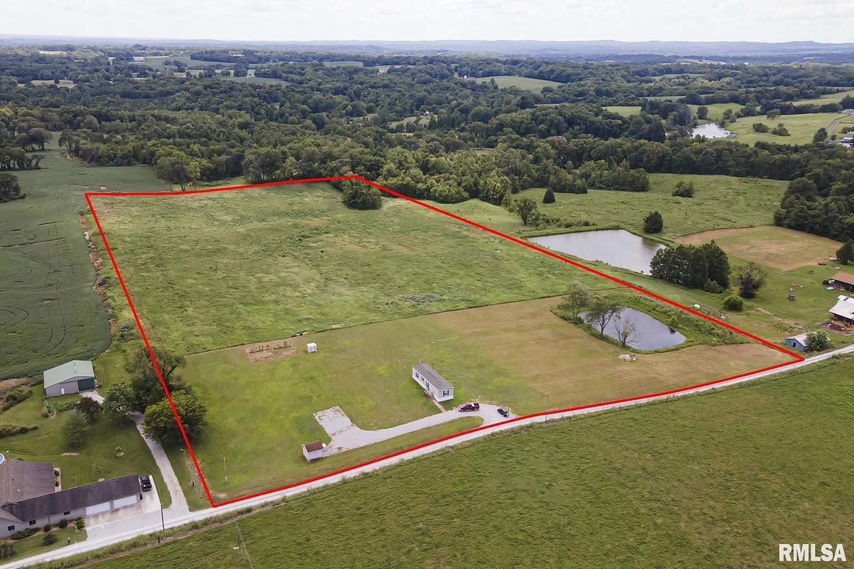 20 Acres of Agricultural Land with Home for Sale in Anna, Illinois