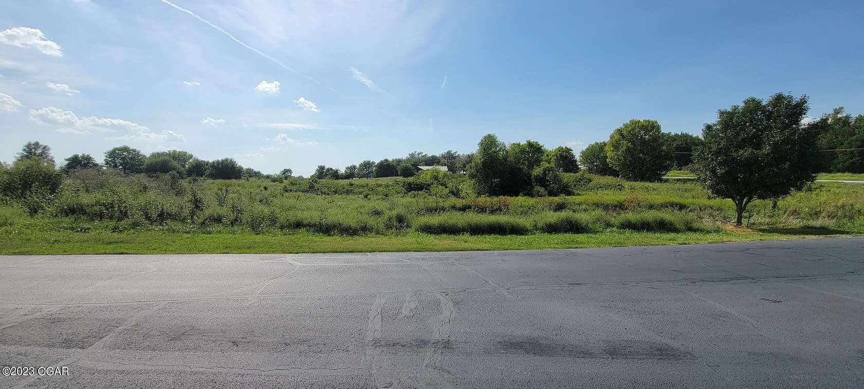 3 Acres of Residential Land for Sale in Carthage, Missouri