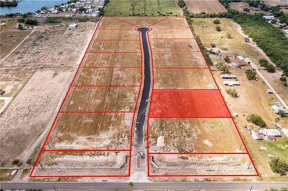 1 Acre of Residential Land for Sale in Palmhurst, Texas