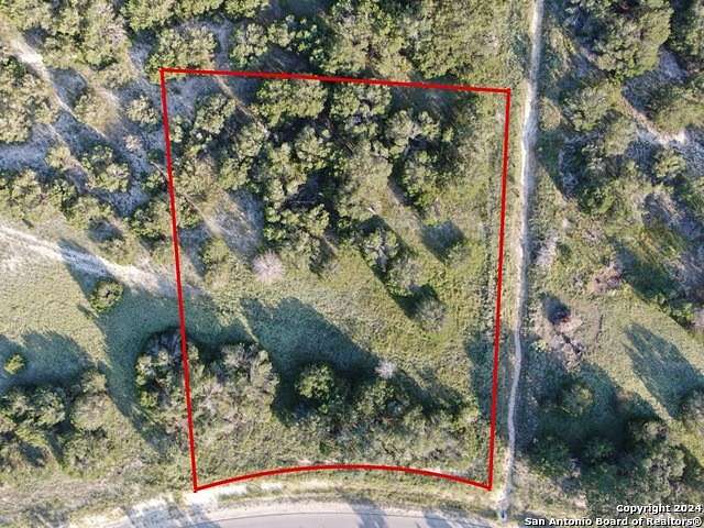 1.25 Acres of Residential Land for Sale in Canyon Lake, Texas