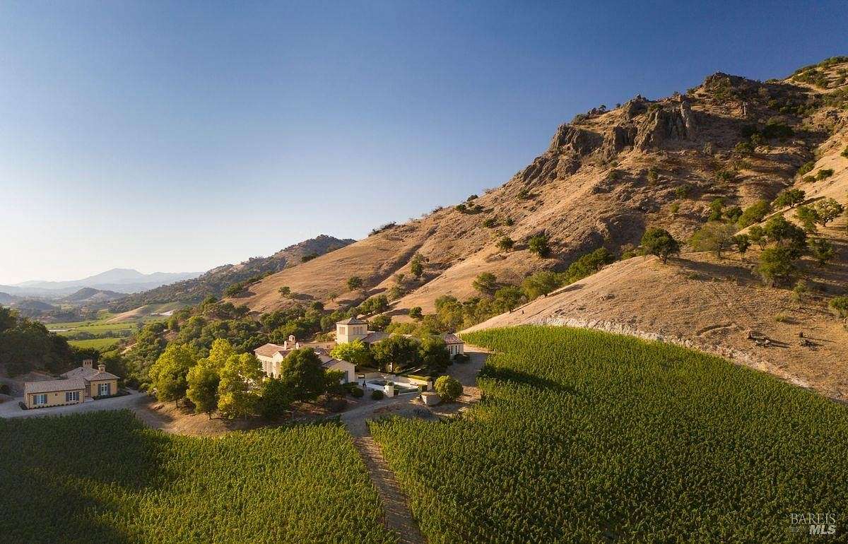 109.06 Acres of Agricultural Land with Home for Sale in Napa, California