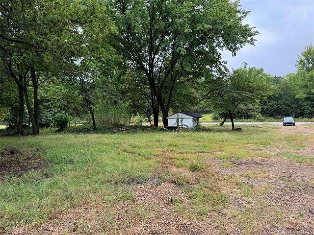 2.5 Acres of Residential Land for Sale in Webbers Falls, Oklahoma