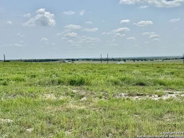 1.03 Acres of Residential Land for Sale in La Vernia, Texas